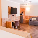 מלון & Restaurant Zum Reussenstein