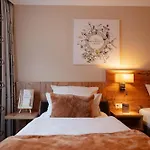 & Restaurant Zum Reussenstein מלון 4*