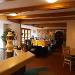 & Restaurant Zum Reussenstein מלון בובלינגן