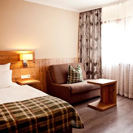 ホテル & Restaurant Zum Reussenstein 3*