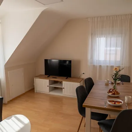ホテル & Restaurant Zum Reussenstein