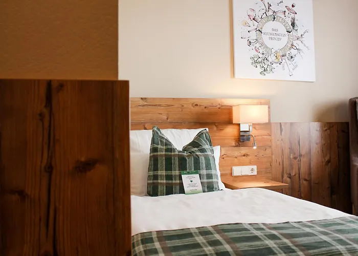 & Restaurant Zum Reussenstein 3*