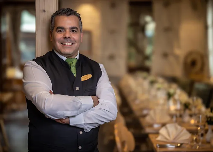 Hotel & Restaurant Zum Reussenstein 3*