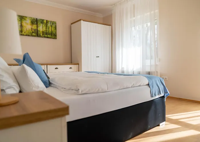 Hotel & Restaurant Zum Reussenstein 3*