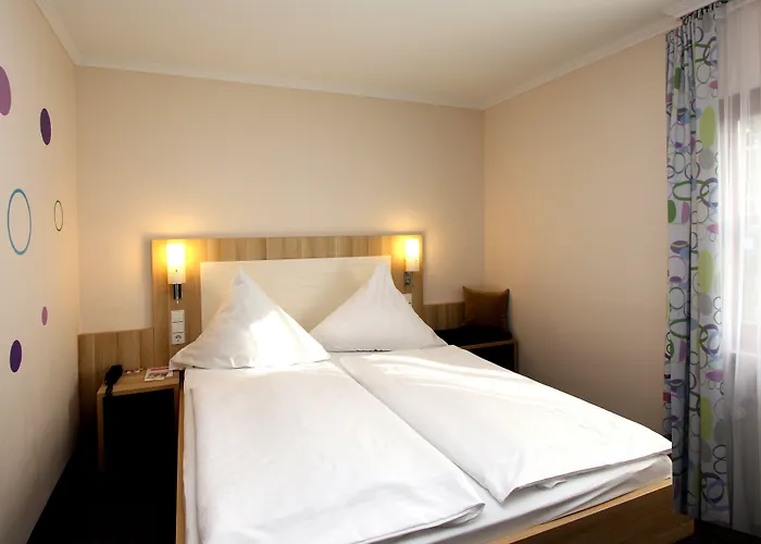 Hotel & Restaurant Zum Reussenstein 3*