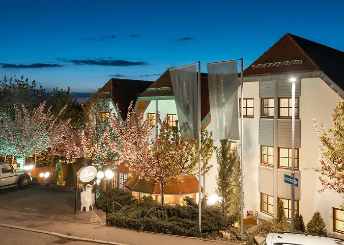 Hotel & Restaurant Zum Reussenstein 3*